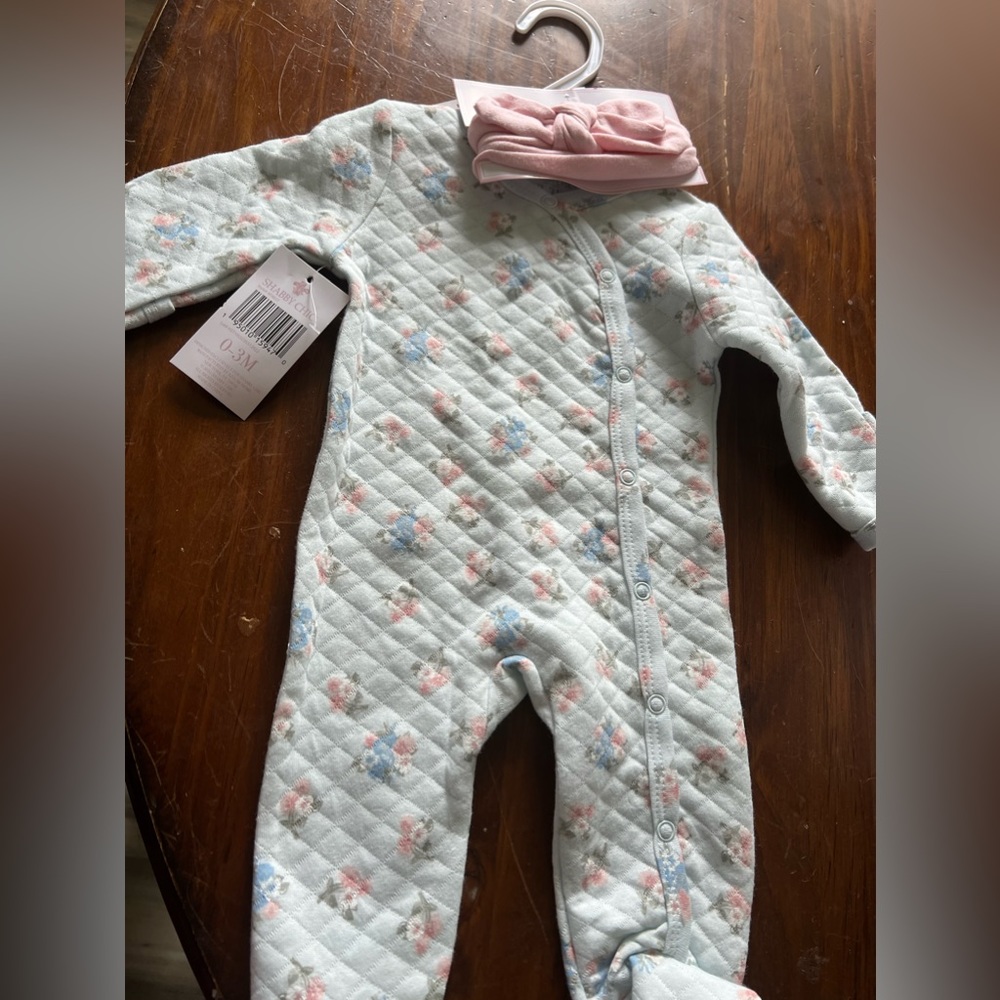 Shabby chic 0-3 month outfit. Brand new with tags